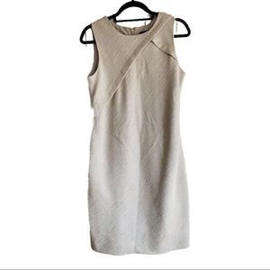 Banana Republic Off White Dress. Size 8. Very Good Condition.